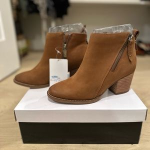 Aqua College Waterproof faux suede booties